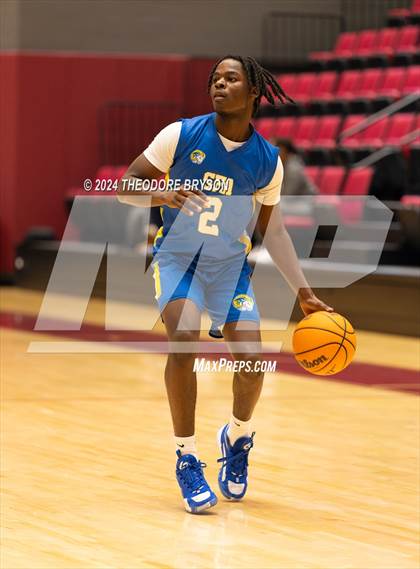 Thumbnail 3 in Specially Fit Academy vs. Chattanooga Prep (Ted McClain Christmas Classic) photogallery.