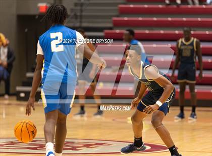 Thumbnail 1 in Specially Fit Academy vs. Chattanooga Prep (Ted McClain Christmas Classic) photogallery.