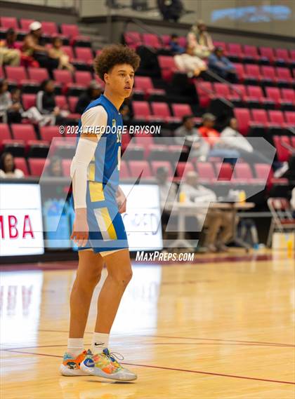 Thumbnail 2 in Specially Fit Academy vs. Chattanooga Prep (Ted McClain Christmas Classic) photogallery.