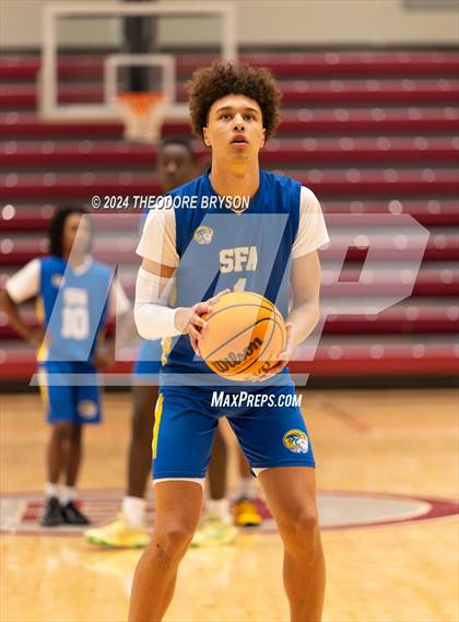 Thumbnail 1 in Specially Fit Academy vs. Chattanooga Prep (Ted McClain Christmas Classic) photogallery.