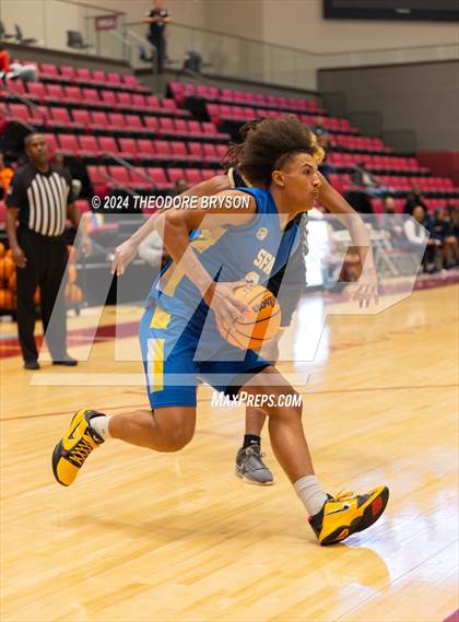 Thumbnail 2 in Specially Fit Academy vs. Chattanooga Prep (Ted McClain Christmas Classic) photogallery.