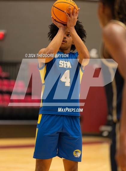 Thumbnail 3 in Specially Fit Academy vs. Chattanooga Prep (Ted McClain Christmas Classic) photogallery.