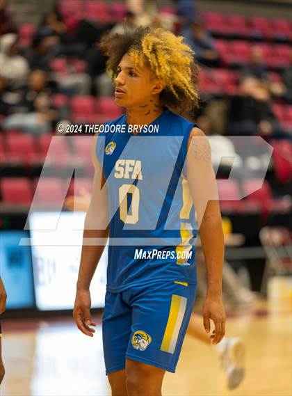 Thumbnail 2 in Specially Fit Academy vs. Chattanooga Prep (Ted McClain Christmas Classic) photogallery.