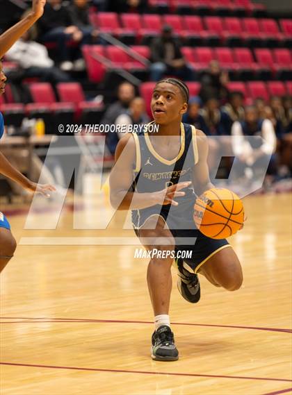 Thumbnail 3 in Specially Fit Academy vs. Chattanooga Prep (Ted McClain Christmas Classic) photogallery.