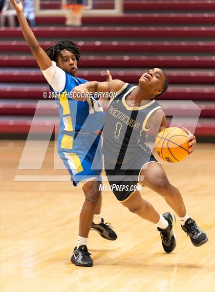 Thumbnail 3 in Specially Fit Academy vs. Chattanooga Prep (Ted McClain Christmas Classic) photogallery.