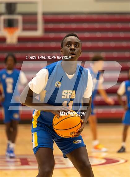 Thumbnail 3 in Specially Fit Academy vs. Chattanooga Prep (Ted McClain Christmas Classic) photogallery.