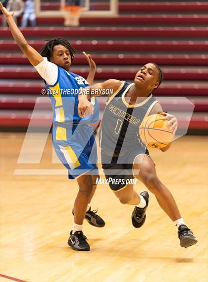 Thumbnail 1 in Specially Fit Academy vs. Chattanooga Prep (Ted McClain Christmas Classic) photogallery.