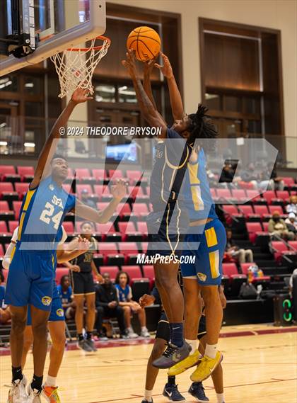 Thumbnail 2 in Specially Fit Academy vs. Chattanooga Prep (Ted McClain Christmas Classic) photogallery.