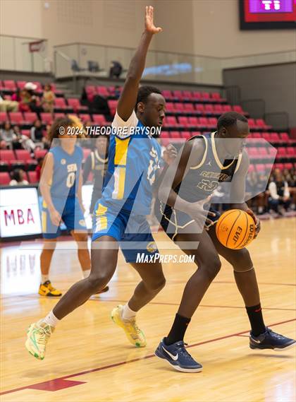 Thumbnail 1 in Specially Fit Academy vs. Chattanooga Prep (Ted McClain Christmas Classic) photogallery.