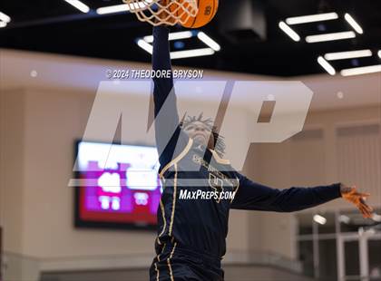 Thumbnail 2 in Specially Fit Academy vs. Chattanooga Prep (Ted McClain Christmas Classic) photogallery.