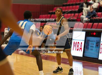 Thumbnail 3 in Specially Fit Academy vs. Chattanooga Prep (Ted McClain Christmas Classic) photogallery.
