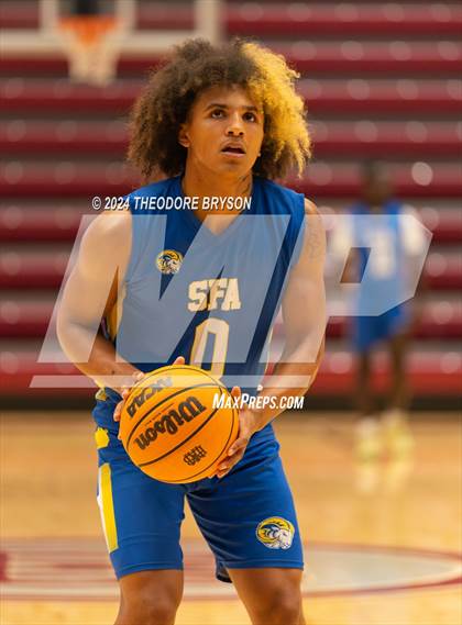 Thumbnail 2 in Specially Fit Academy vs. Chattanooga Prep (Ted McClain Christmas Classic) photogallery.