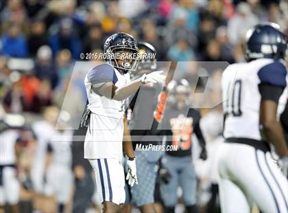 Thumbnail 1 in Wylie East vs. Lancaster (UIL 5A Regional Quarterfinal Playoff) photogallery.
