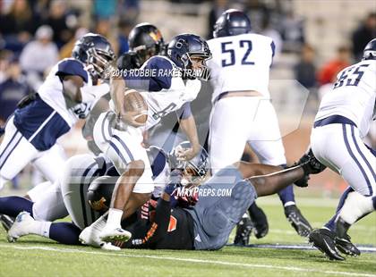 Thumbnail 3 in Wylie East vs. Lancaster (UIL 5A Regional Quarterfinal Playoff) photogallery.