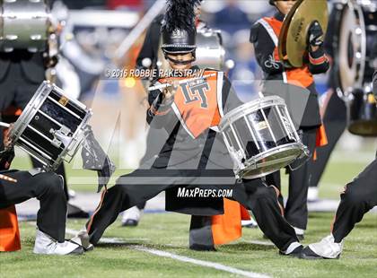 Thumbnail 2 in Wylie East vs. Lancaster (UIL 5A Regional Quarterfinal Playoff) photogallery.