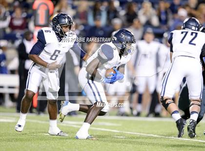 Thumbnail 2 in Wylie East vs. Lancaster (UIL 5A Regional Quarterfinal Playoff) photogallery.