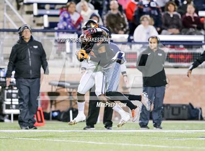 Thumbnail 3 in Wylie East vs. Lancaster (UIL 5A Regional Quarterfinal Playoff) photogallery.