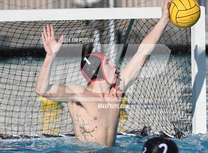 Thumbnail 2 in Northwood vs Greenwich photogallery.