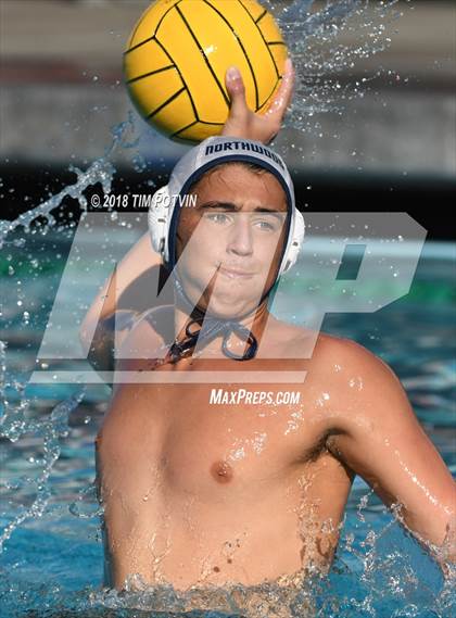Thumbnail 2 in Northwood vs Greenwich photogallery.