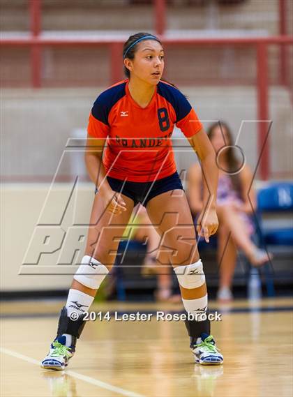 Thumbnail 2 in Brandeis vs O'Connor Freshman photogallery.