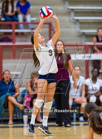 Thumbnail 3 in Brandeis vs O'Connor Freshman photogallery.