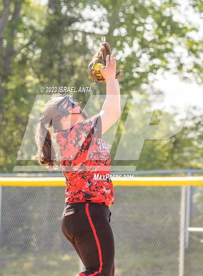 Thumbnail 3 in South Brunswick @ Hoke County (Robeson County Slugfest) photogallery.