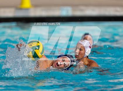 Thumbnail 2 in Loyola vs Oaks Christian (Scrimmage) photogallery.