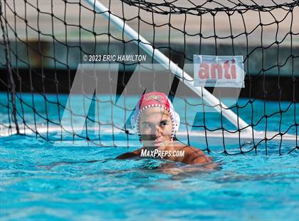 Thumbnail 2 in Loyola vs Oaks Christian (Scrimmage) photogallery.
