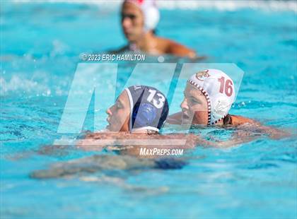 Thumbnail 3 in Loyola vs Oaks Christian (Scrimmage) photogallery.