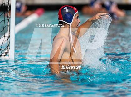 Thumbnail 3 in Loyola vs Oaks Christian (Scrimmage) photogallery.