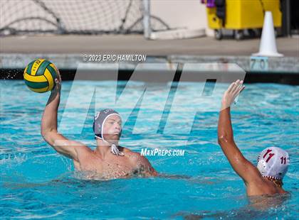 Thumbnail 1 in Loyola vs Oaks Christian (Scrimmage) photogallery.
