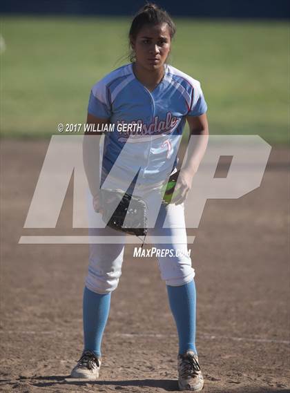 Thumbnail 3 in Hillsdale vs. Saratoga (CIF CCS Division 2 Semifinal) photogallery.