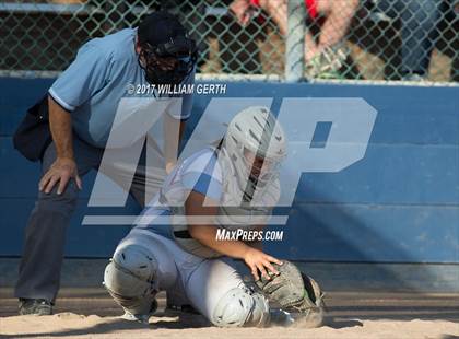 Thumbnail 3 in Hillsdale vs. Saratoga (CIF CCS Division 2 Semifinal) photogallery.