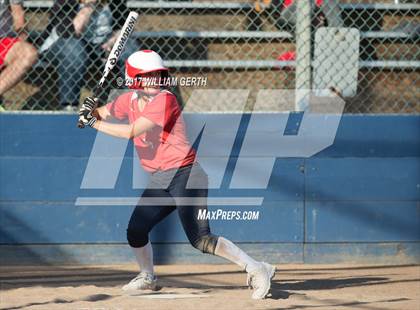 Thumbnail 2 in Hillsdale vs. Saratoga (CIF CCS Division 2 Semifinal) photogallery.