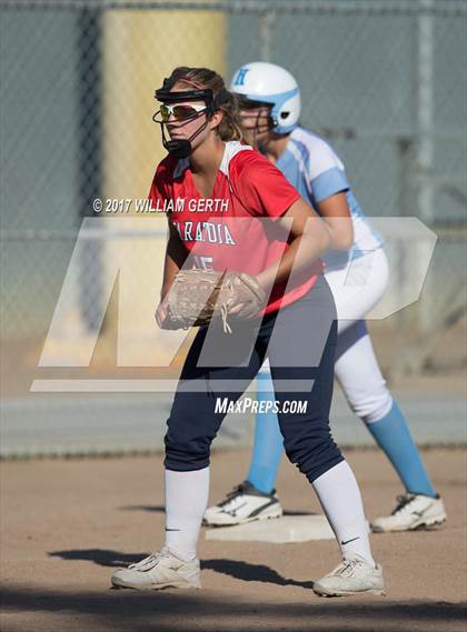 Thumbnail 1 in Hillsdale vs. Saratoga (CIF CCS Division 2 Semifinal) photogallery.