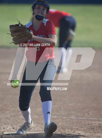 Thumbnail 3 in Hillsdale vs. Saratoga (CIF CCS Division 2 Semifinal) photogallery.