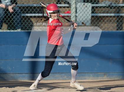 Thumbnail 3 in Hillsdale vs. Saratoga (CIF CCS Division 2 Semifinal) photogallery.