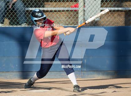 Thumbnail 2 in Hillsdale vs. Saratoga (CIF CCS Division 2 Semifinal) photogallery.