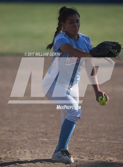 Thumbnail 2 in Hillsdale vs. Saratoga (CIF CCS Division 2 Semifinal) photogallery.