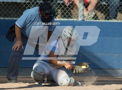 Thumbnail 1 in Hillsdale vs. Saratoga (CIF CCS Division 2 Semifinal) photogallery.