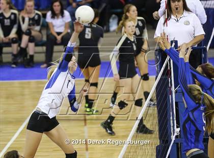 Thumbnail 3 in Grandview vs Highlands Ranch (CHSAA 5A Playoff) photogallery.