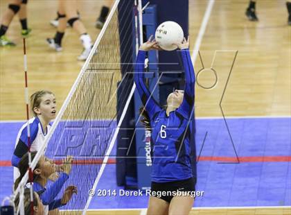 Thumbnail 3 in Grandview vs Highlands Ranch (CHSAA 5A Playoff) photogallery.