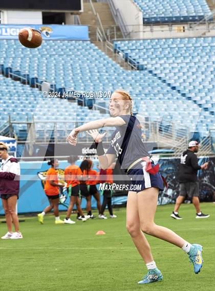 Thumbnail 1 in Sandalwood vs Fernandina Beach (Jaguars Preseason Classic) photogallery.