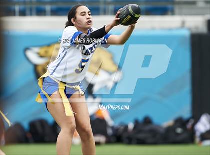 Thumbnail 2 in Sandalwood vs Fernandina Beach (Jaguars Preseason Classic) photogallery.