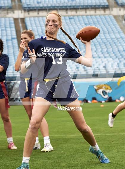 Thumbnail 2 in Sandalwood vs Fernandina Beach (Jaguars Preseason Classic) photogallery.
