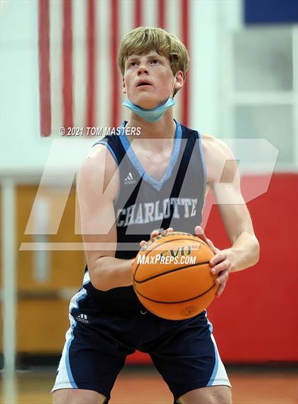 Thumbnail 1 in Charlotte Latin @ Charlotte Catholic photogallery.