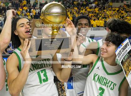 Thumbnail 3 in St. Mary's vs. Deer Valley (AIA 4A Final - Awards) photogallery.
