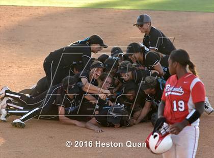 Thumbnail 1 in Redondo Union vs. Grand Terrace (CIF-SS D3 Final) photogallery.
