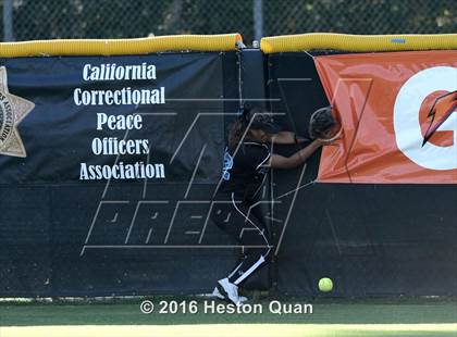 Thumbnail 2 in Redondo Union vs. Grand Terrace (CIF-SS D3 Final) photogallery.