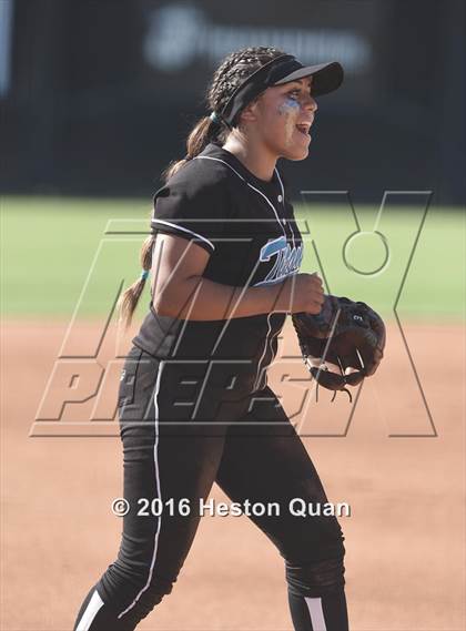 Thumbnail 3 in Redondo Union vs. Grand Terrace (CIF-SS D3 Final) photogallery.